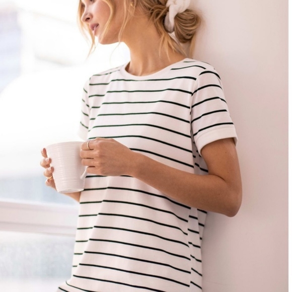 Lulus Cafe Black & Cream stripe dress Sale 💐💐2 for 40 mix size if you like - Picture 12 of 12